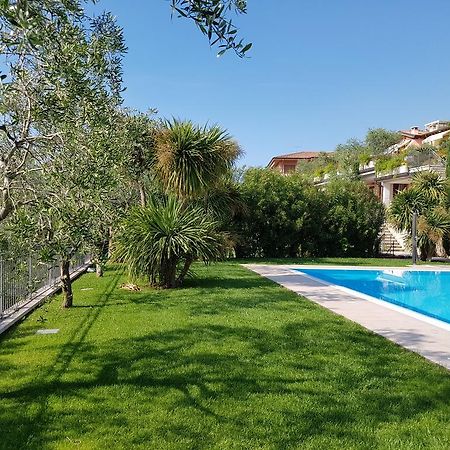 Appartamento San Faustino Torri Del Benaco Exteriér fotografie